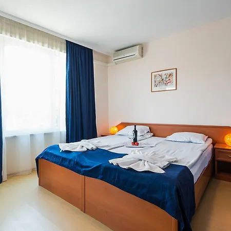 Amon Ra Family 酒店